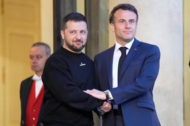 🇺🇦⚡️🇫🇷Eurovision: L'Ukraine a donné ZERO point à la France! Lol! Trop drôle😂😂😂

Et nous on leur a donné tout notre pognon. Qu'est ce qu'on est cons...