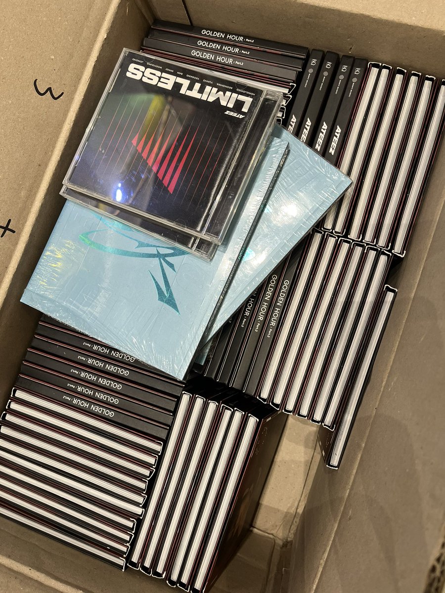 MistKshop's tweet photo. i’m at wouldulike, guys!!

get your free album nalang hehe https://t.co/rZUyq1dxRi