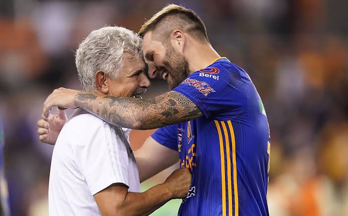 ChistesTigres's tweet photo. Éramos felices y lo sabíamos https://t.co/Jrl6nZifhm