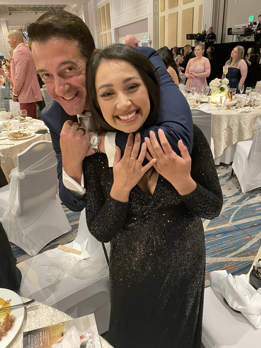 TMainolfiWESH's tweet photo. Special night for #RunwayToHope as we raise money for pediatric cancer! #letsgo https://t.co/VfXfBH3ray