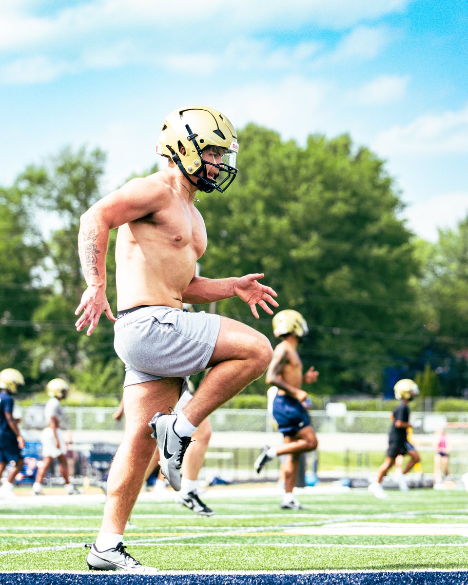 JrKinsell's tweet image. about that time @HobanFootball @Coach_Maddie @OhioXsAndOs