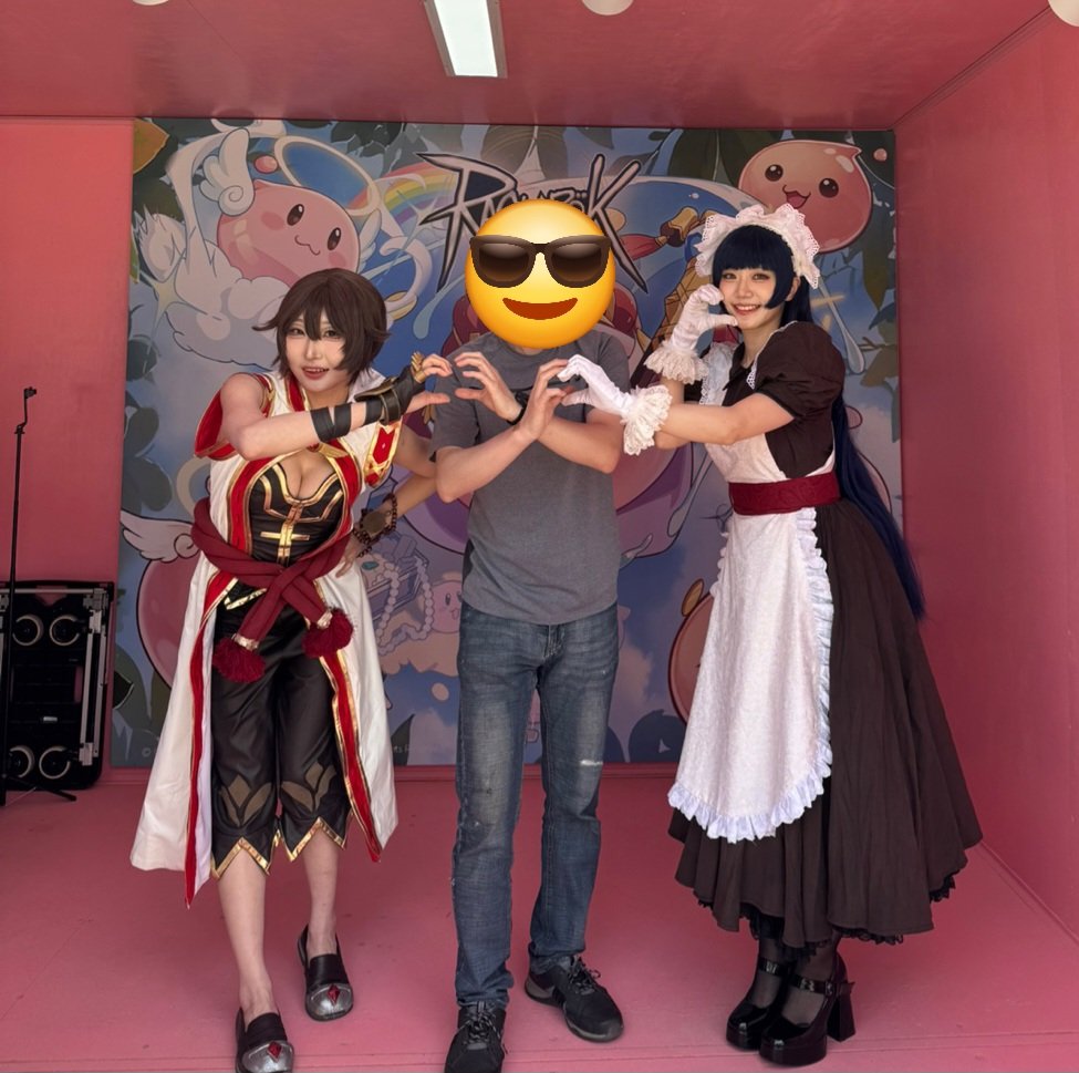 Xeno_trick's tweet image. 아쉽게도 늦기전에 올라가봐야되서 앞에 계시던 분들에게 죄송하게도 새치기 아닌 새치기로 사진을 찍으면서 조공품만 드리고 후다닥 빠져 나왔습니다. 맹몽크 스타일리싀해보이고 카프라 소린 베이스인듯한 넬리님은 청순하더라구요. 어제 올리는거 깜빡한 깜찍 샷과 함께