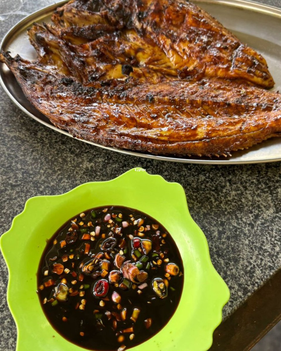 kjyngx's tweet photo. #WeekendSeafood yang telat 🤣 selamat menikmati hari minggu temen2 🥰 https://t.co/ounRrMrwjF