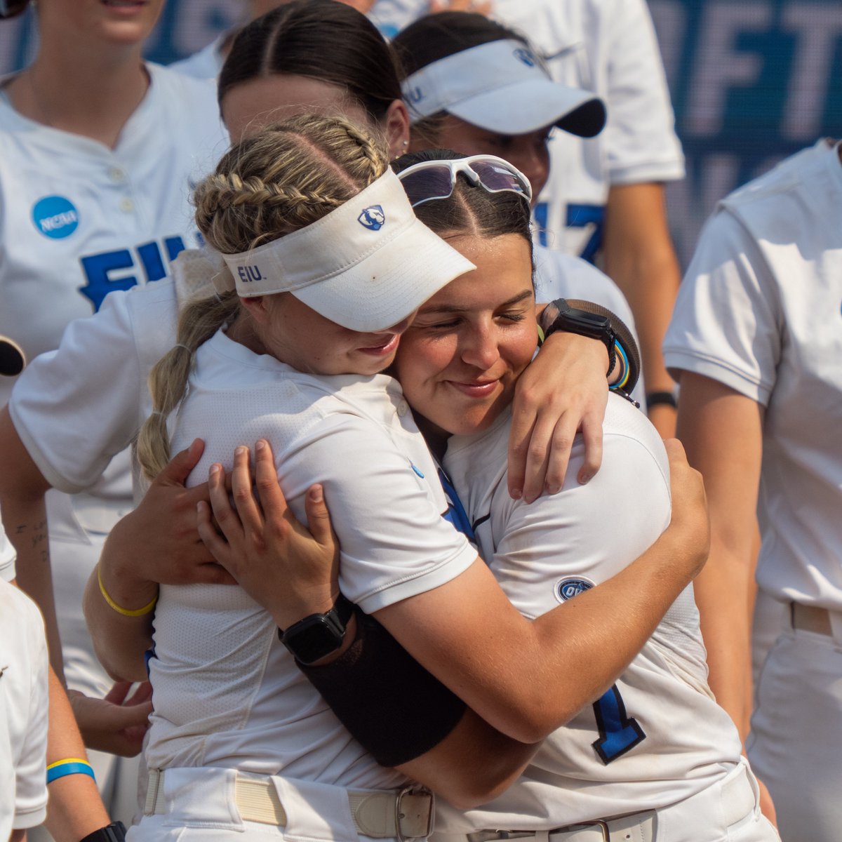 Eastern Illinois Athletics (@eiu_panthers) on Twitter photo The <a href="/EIU_Softball/">Eastern Illinois Softball</a> season came to an end today at the NCAA Regional in Austin, Texas
Check out a few shots from the final game of the 2025 season The <a href="/EIU_Softball/">Eastern Illinois Softball</a> season came to an end today at the NCAA Regional in Austin, Texas
Check out a few shots from the final game of the 2025 season