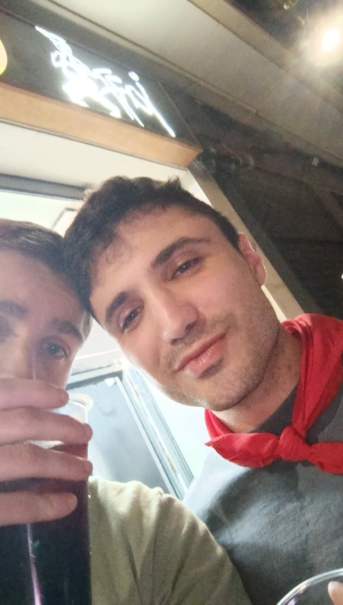 Si te descuidas sale un español del jazz....