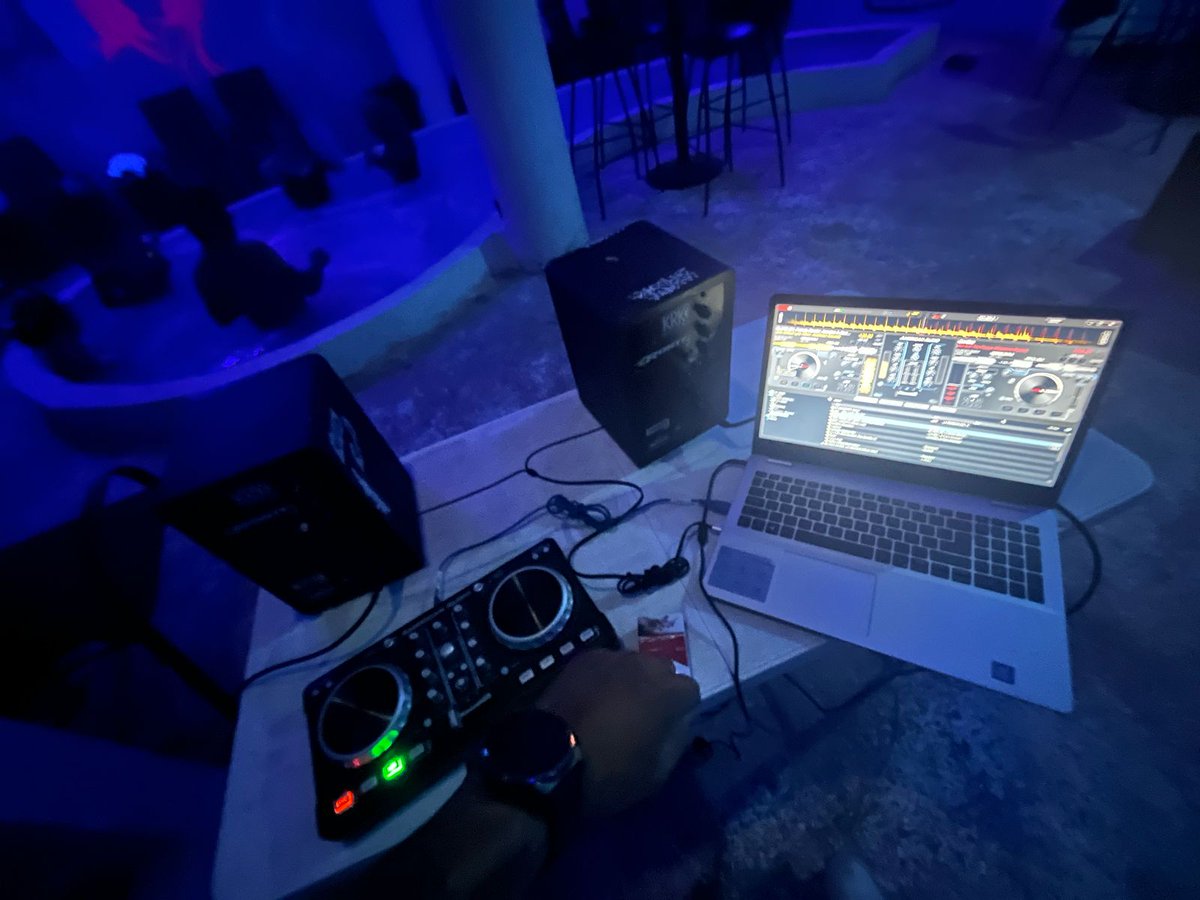 <a href="/FactorSwinger/">Club Factor Swinger Evolution</a> <a href="/AlexJab2017/">Alex Jab & Vane</a> @Afrodita_Ares21 <a href="/Laila800396904/">Laila (Bren) 🔥</a> algo tranquis pasándola en factor 🔥🔥🔥🔥 quien nos acompaña? 🥵🥵🥵