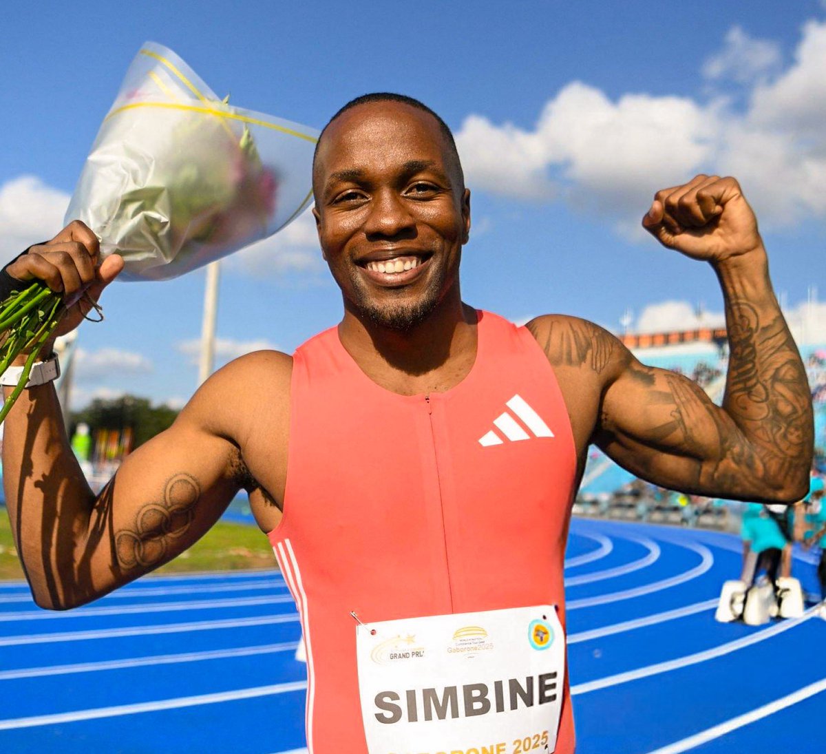 audas_vanschoor's tweet photo. FASTEST MAN IN 2025 🚀

SIMBINE GETS THE JOB DONE 😤

In the men’s 100m at adidas #ATLCityGames, Akani Simbine clocks a 9.86 on the straightaway 🔥

#trackandfield #Fast #athletics 🇿🇦 https://t.co/AUHKB6B5uw
