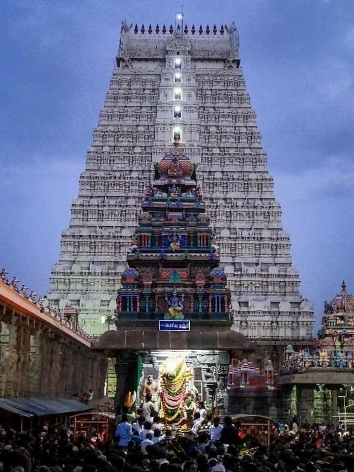 Gauripriya18's tweet photo. Thiruvannamalai🙏 https://t.co/crSxoLIsn7