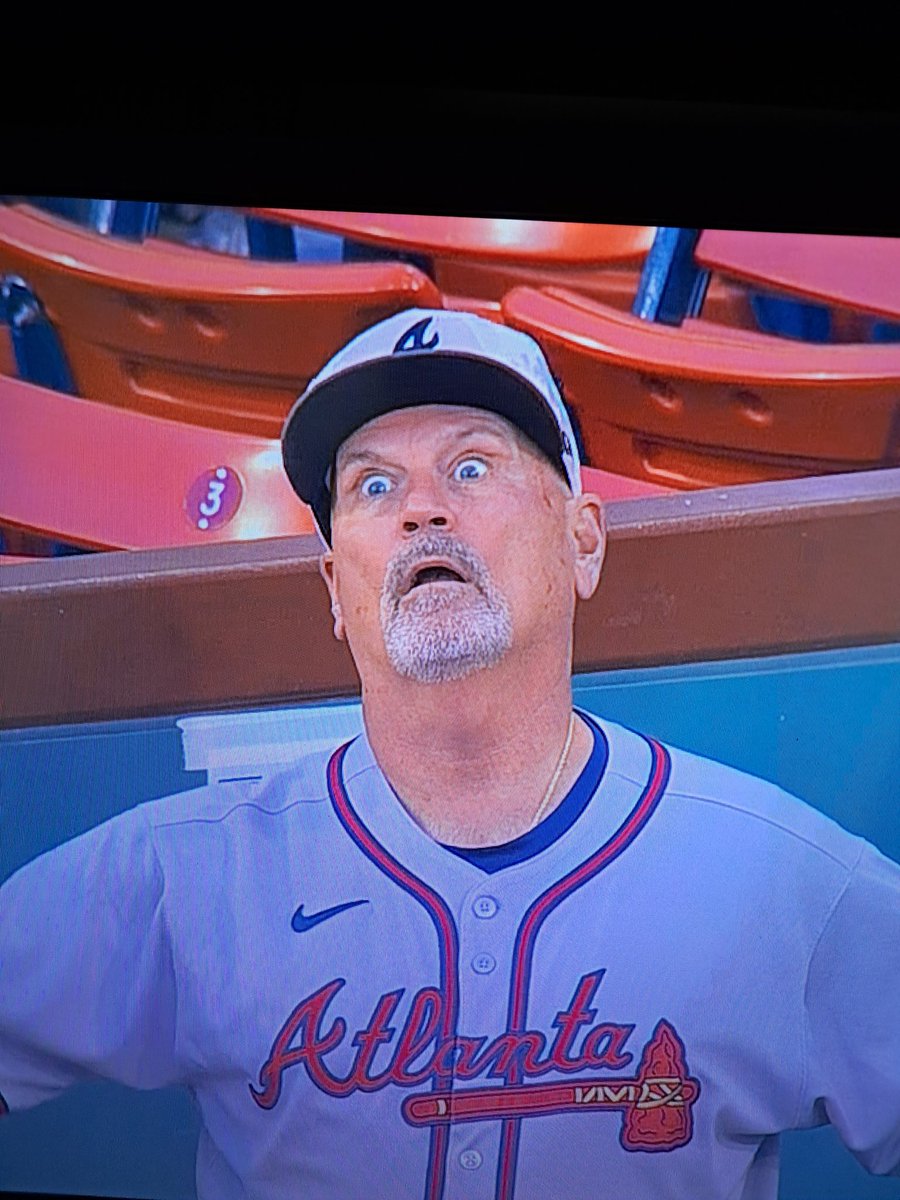 MattArrington36's tweet image. Braves manager is feeling good today 😆🤣