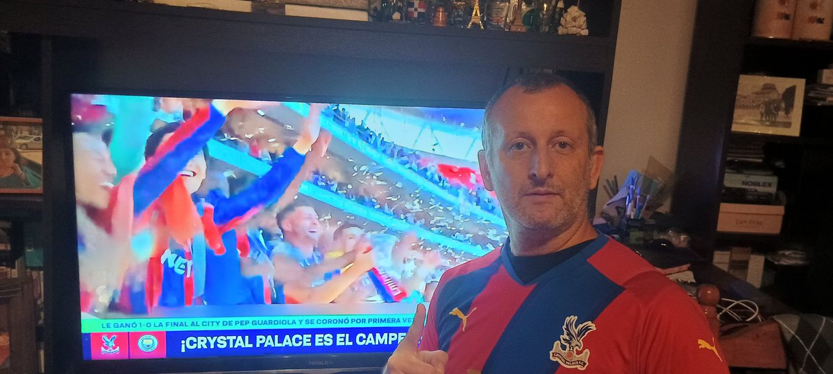 Cefroehlich's tweet photo. @CPFC @EmiratesFACup Congratulations @CPFC , from Argentina!!! https://t.co/psgzliFP72