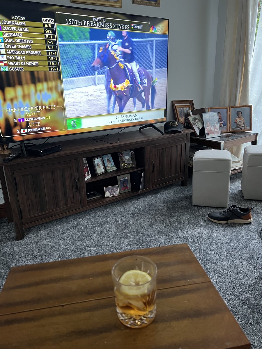 Enjoying the Preakness.  What a race by Journalism and Umberto👏🏾👏🏾💪🏾!