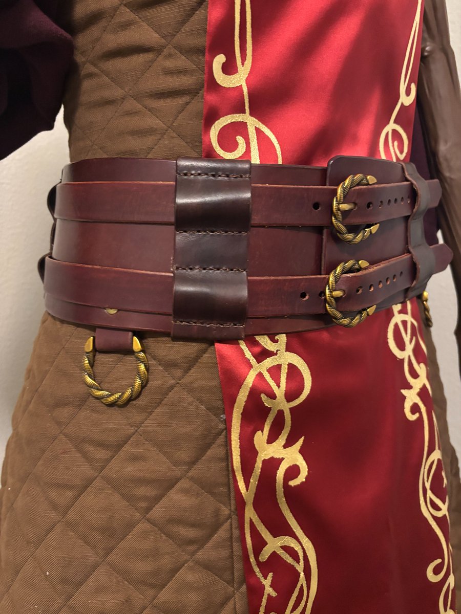 Renna Mira ↔️ Coping Thru Crafting tweet media