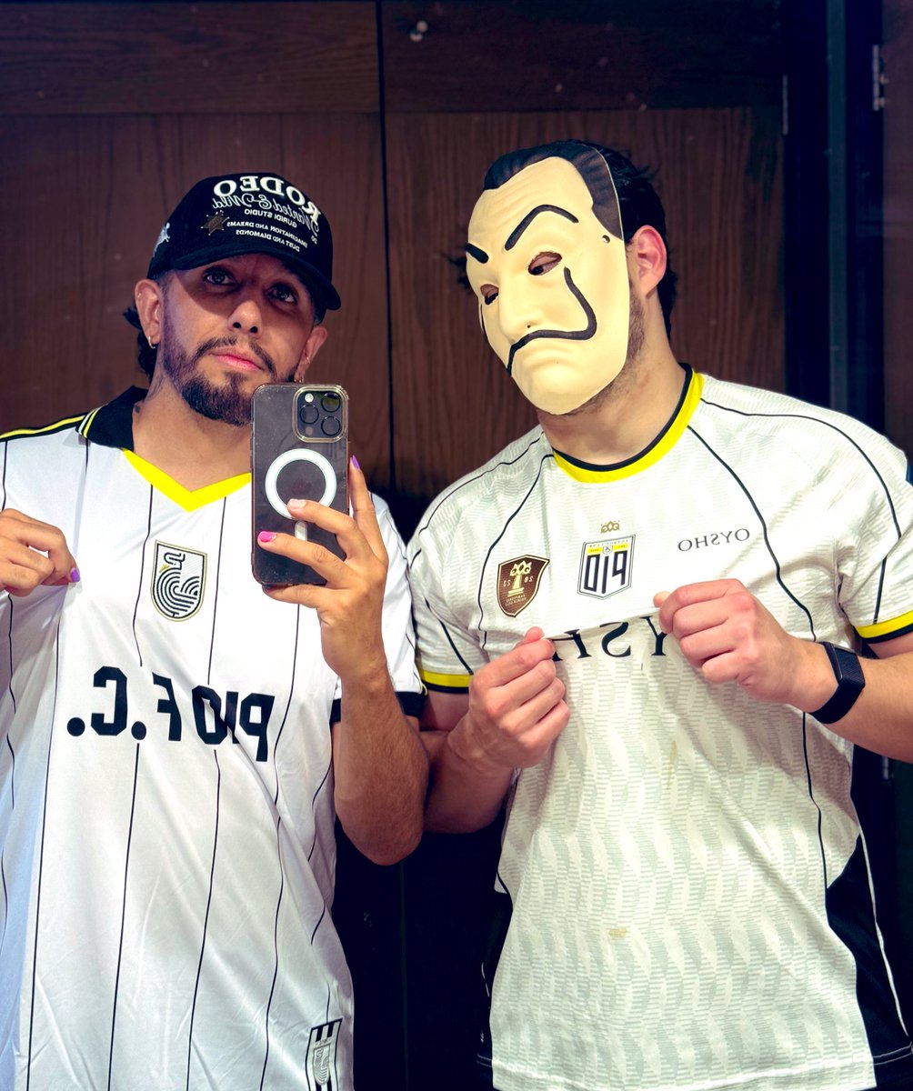 soychapa_'s tweet photo. A nada, lo amo 😍 @chapaduccion https://t.co/FKqnzL9jRu