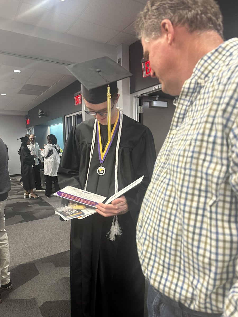 Our third dual degree scholars graduated today! Another amazing <a href="/HHSHornets1/">Harvard High School</a> DUO students who have their Associates from <a href="/mcc_edu/">MCC</a> ! So proud of them!