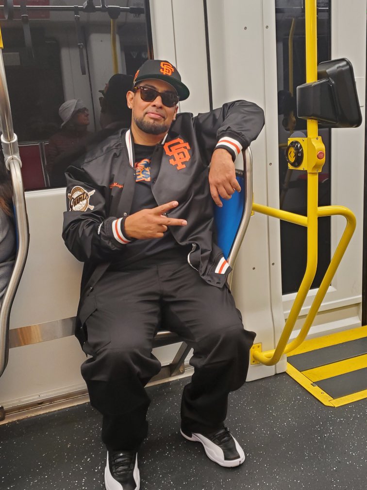 loucabrera77's tweet image. On that N Judah heading to the game. Nice to ride public transportation in my city once in a while 😤. #SUCKAFREE #DACITY #LETSGOGIANTS