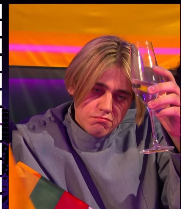Literally the best photo to describe everyone's mood today