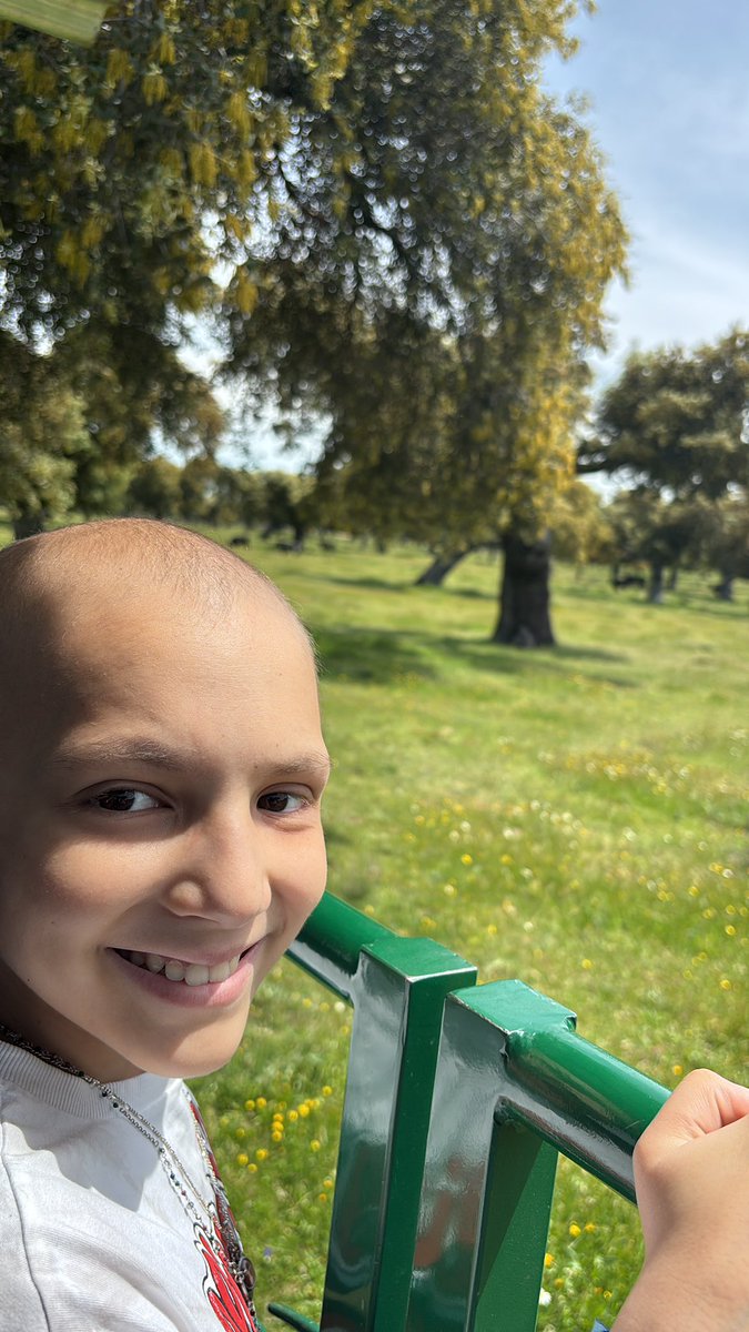 mariacmpfg's tweet image. Como he disfrutado 🤩
Hoy ha sido un día muy bonito en la impresionante dehesa charra.

Disfrutando de la visita en la ganadería @valdefresno

No dejéis de sonreír 😀
Os quiero 🥰