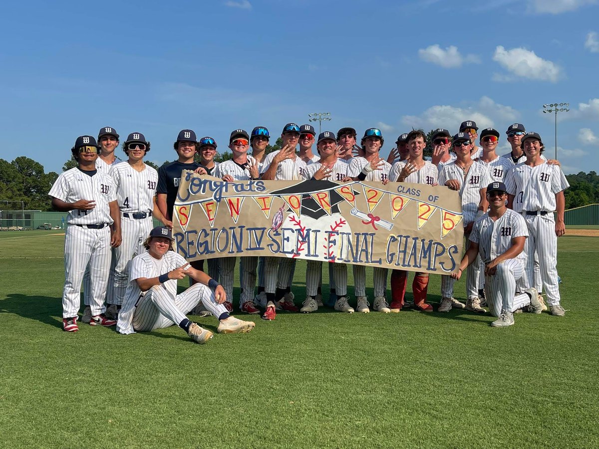 After sweeping a doubleheader on Saturday 5-2 and 3-0 over Sweeny, the Texan Baseball team has advanced to the Regional Finals for the first time since 2000! Way to go guys!