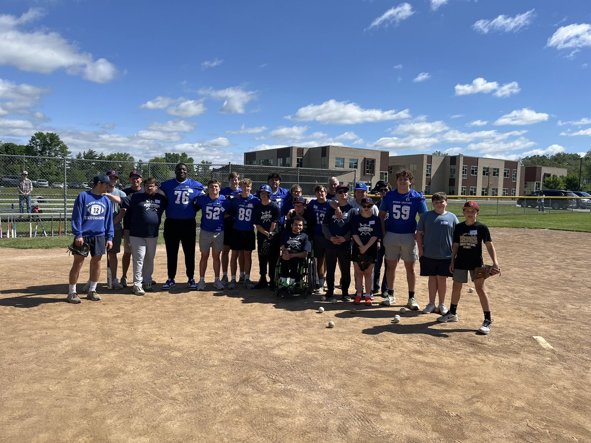 BCHSTrojansFB's tweet image. What a great day for baseball!
Awesome to have some of our football guys out at Challengers!
#GoTrojans