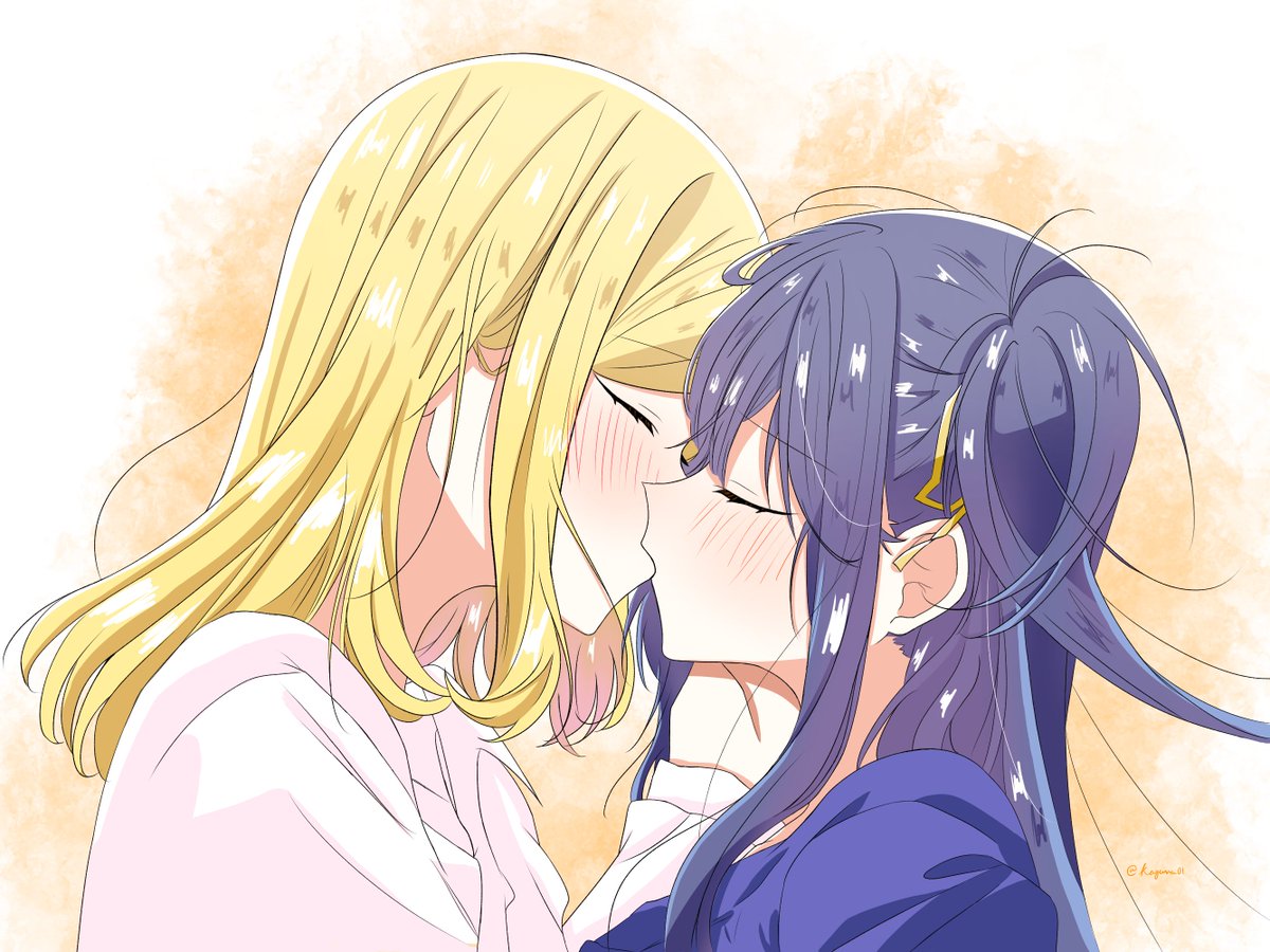 kaguna01's tweet photo. AkiShiho kiss 💛💜 https://t.co/Clmrzvee7O