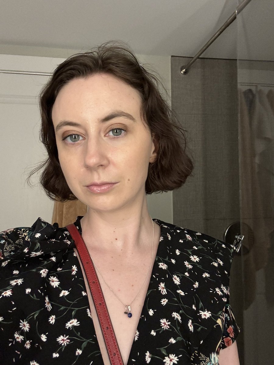 mcflurry_slut's tweet image. need those who wronged me to see how beautiful I am today