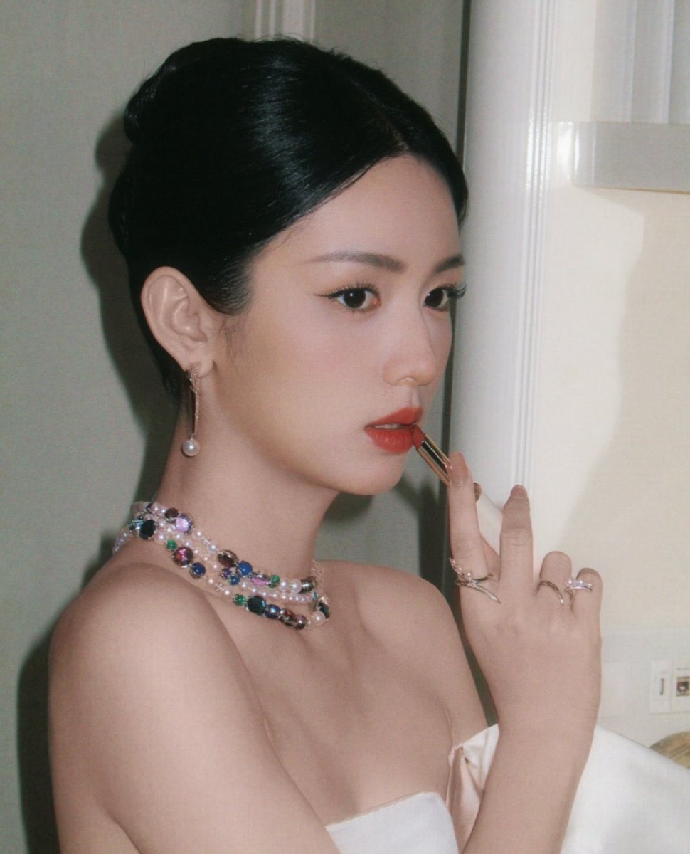 dramapotatoe's tweet photo. #ZhouYe’s team shares behind the scenes snaps https://t.co/VYKH9sZHPN