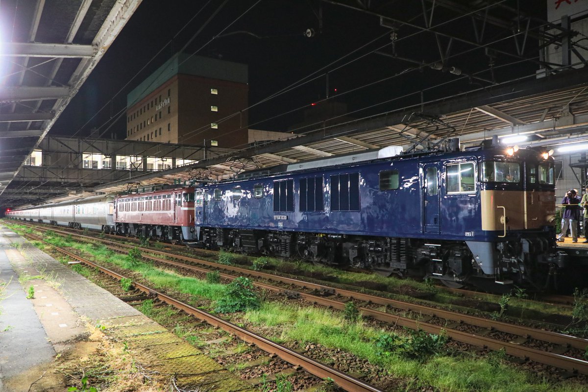 SS7D0005's tweet photo. 2025.5.17
カシオペア紀行
EF64 1030+EF81 81
長岡駅 https://t.co/iglOImbzAJ