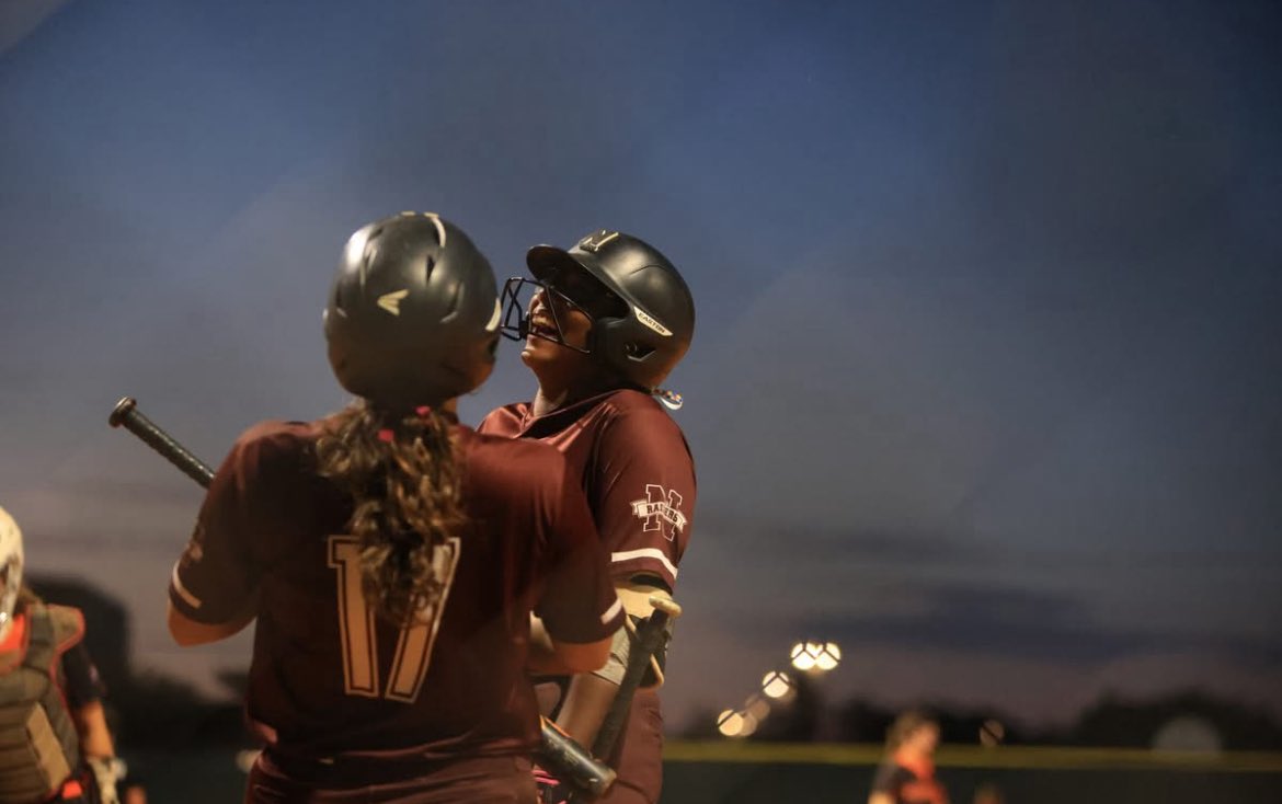 TaliaTaylor2026's tweet photo. Sad to see the season come to an end, but so beyond proud of how far this team has come. I will forever be grateful to call these girls my family ❤️. 

So hype for this summer season ‼️

@d1vision_sb @BSherSB @PGFnetwork @los_stuff @BradyVernon @LineDsoftball @dorianedwards_ https://t.co/YsAfAXLYZU
