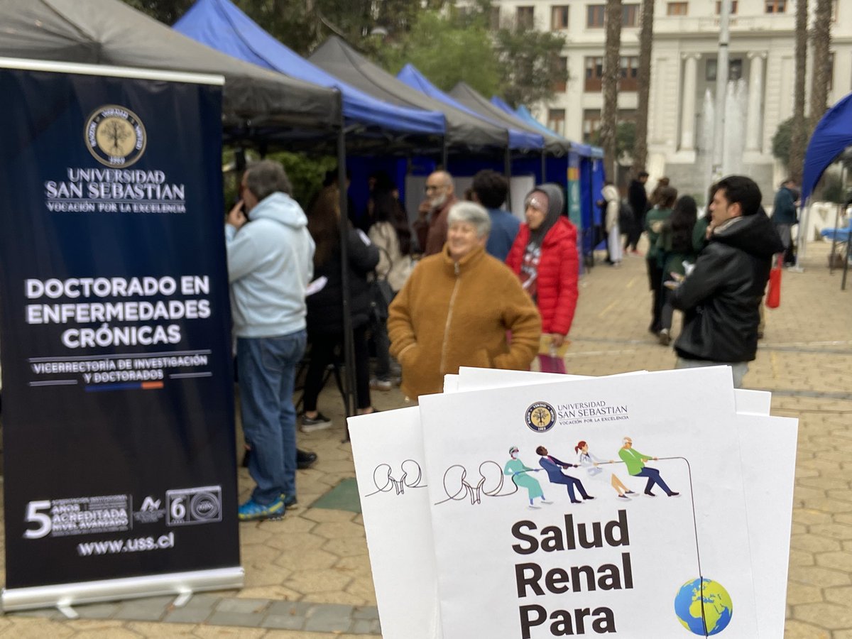 LabRenalChile's tweet image. Muy felices de compartir con los vecinos y vecinas de @MuniNunoa es este 17 de Mayo, Día Mundial de la Hipertensión 🩺🫀 @SocHipertension @LabHypertension @UAinvestigacion 
#WorldHypertensionDay 
#hipertensión
#diamundialdelahipertension 🥦🍎🏃🏽‍♂️🏃🏼‍♀️‍➡️