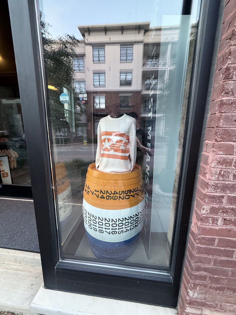 Jake Thompson tweet media