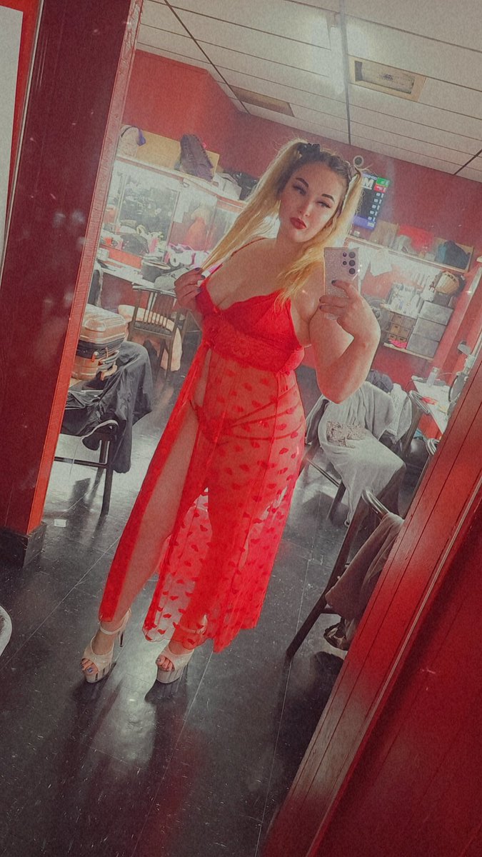 AliceInWonLa's tweet photo. Come see meat odyssey showgirls in muskegon mi! #exoticdancer #stripper #entertainer #dancer #dancing #sexy #stripclub #strippervibes #sugarbaby #lingerie #hotgirl #nsfw #Saturday https://t.co/COzBFOYt4b