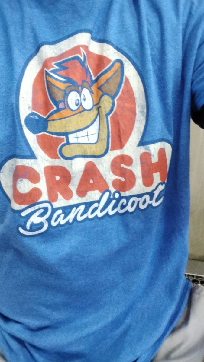 Mi panita <a href="/Aled1918/">Aled1918 🆖</a> me regaló una camisa de crashito. 

Muchas gracias brodi. Tqm