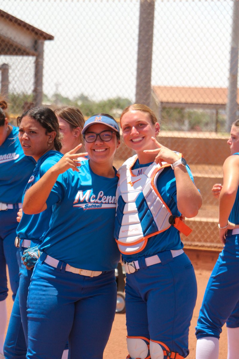McLennan_SB's tweet image. 𝐃𝐚𝐲 𝟑 𝐨𝐟 𝐩𝐫𝐚𝐜𝐭𝐢𝐜𝐞 💙🧡 #DreamBigActBigBeBig #faMily