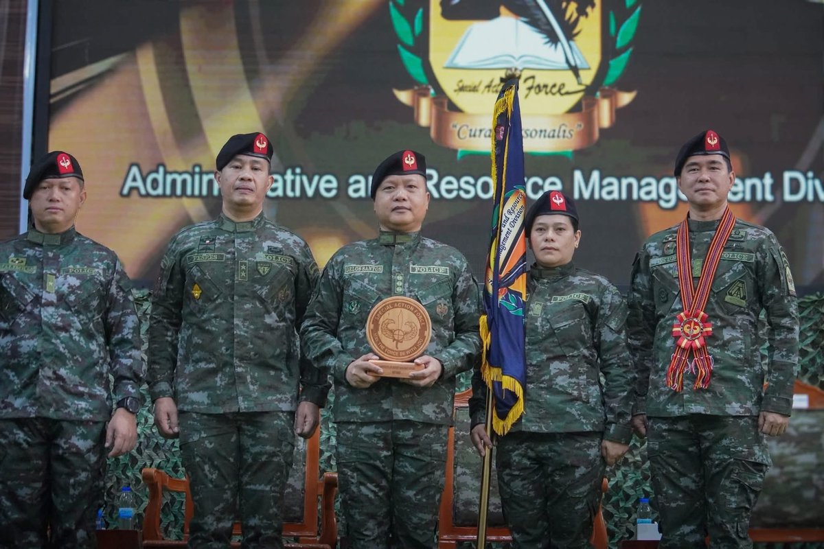 pnppio's tweet photo. PNP celebrated the 42nd Founding Anniversary of the Special Action Force (SAF) at Fort Sto. Domingo, Sta. Rosa City, Laguna.

Read more: https://t.co/mgbRmtUMzV

#SaBagongPilipinasAngGustongPulisLigtasKa
#ToServeandProtect

https://t.co/txtYyrimqG
https://t.co/Et8tu51evU https://t.co/S4BLjO39eg