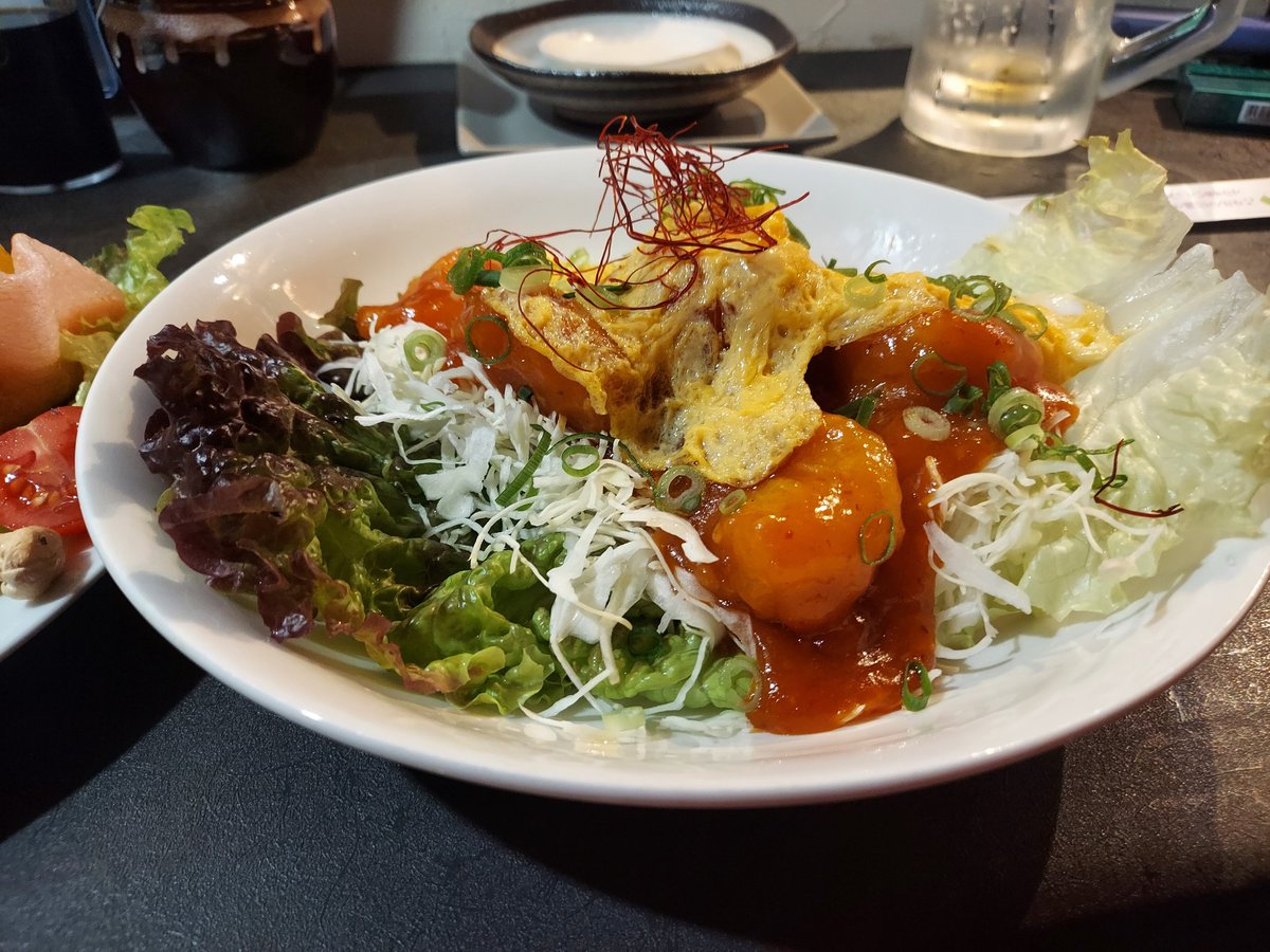 sherryberry59's tweet photo. エビ祭り🦐🍺
エビマヨもエビチリも、どっちがとか決められなかった。美味しすぎた🥺
いつもありがとうございます！🍺
楽しかった分、また現実世界を頑張るわー🥺 https://t.co/HwWld0wsfd