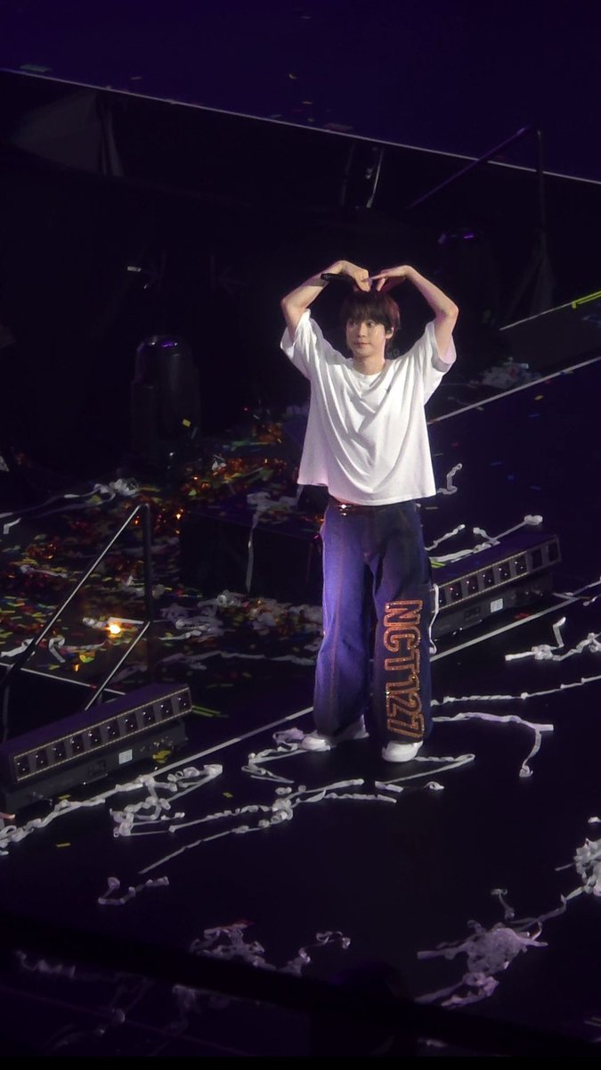 stanloey's tweet photo. and i did ✨

hopefully, when the stars align again, for your solo concert, doie 🩵 https://t.co/xrZBOWodkJ