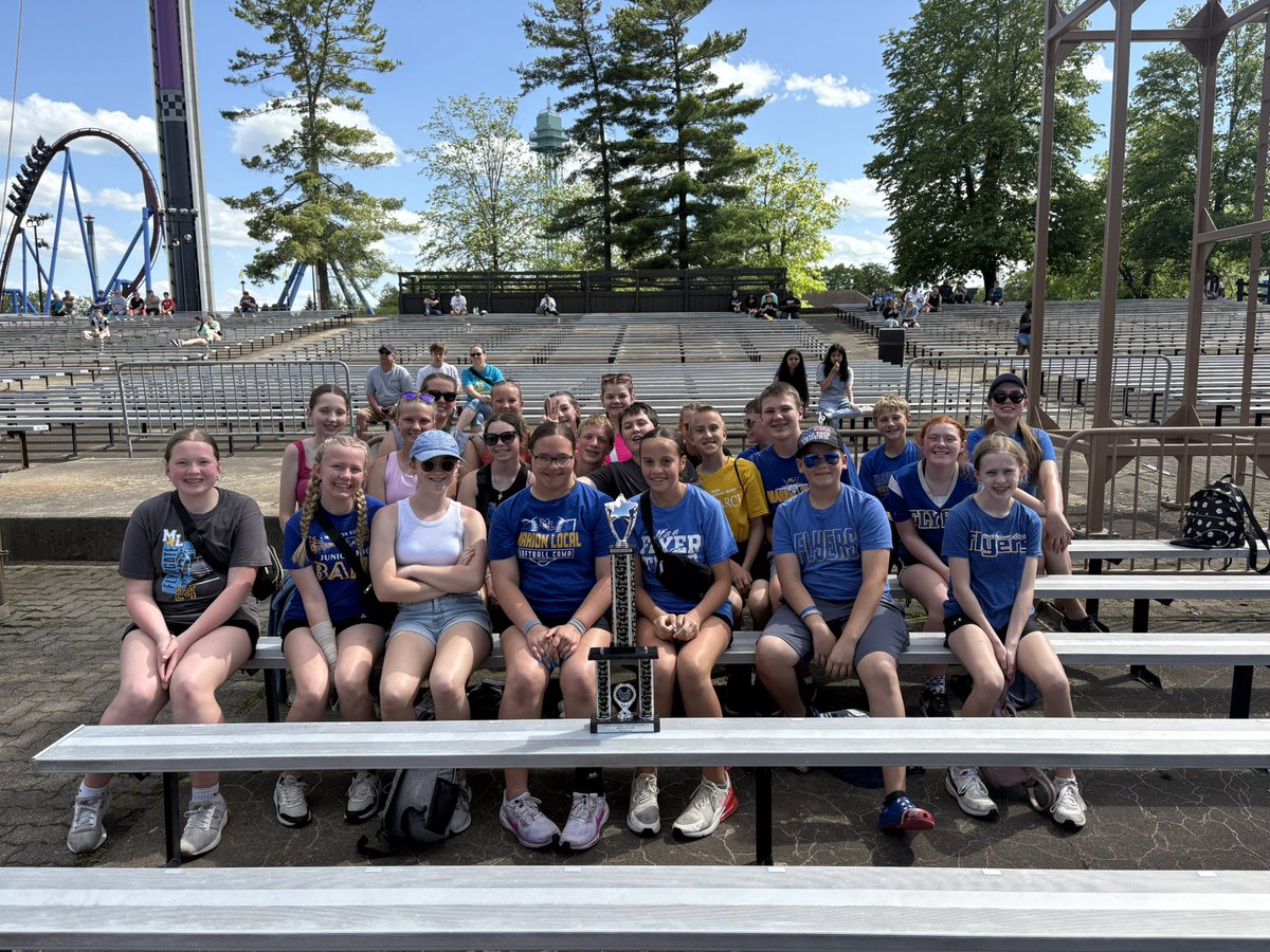 mlbandprogram's tweet image. Our JH Band went down to Cincinnati today to perform for a Music in the Parks event at Kings HS. They earned an Excellent rating and 1st place in their class! Bravo!