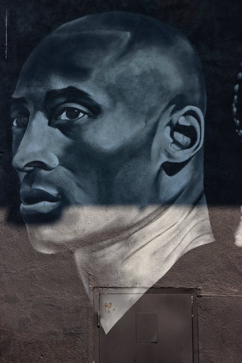 MyEyesInspire's tweet image. Murals of The Late Greats #KobeByrant &amp;amp; #NipseyHustle it’s around Fountain Ave &amp;amp; Vine st , Los Angels California 
—————————————————
📸: @MyEyesInspire