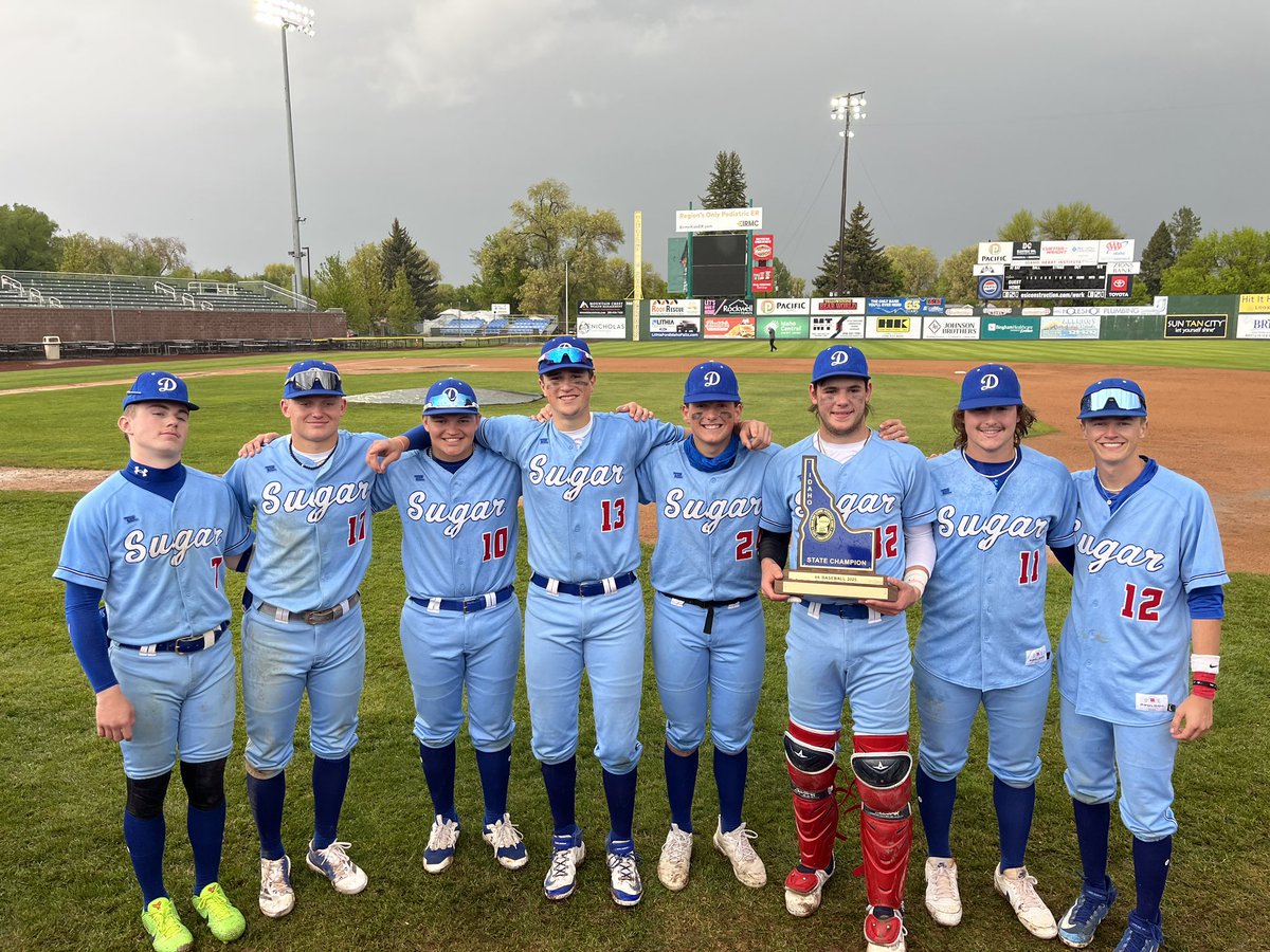 Let’s go! 
Another💍 to finish out our senior year. Thanks fellas!