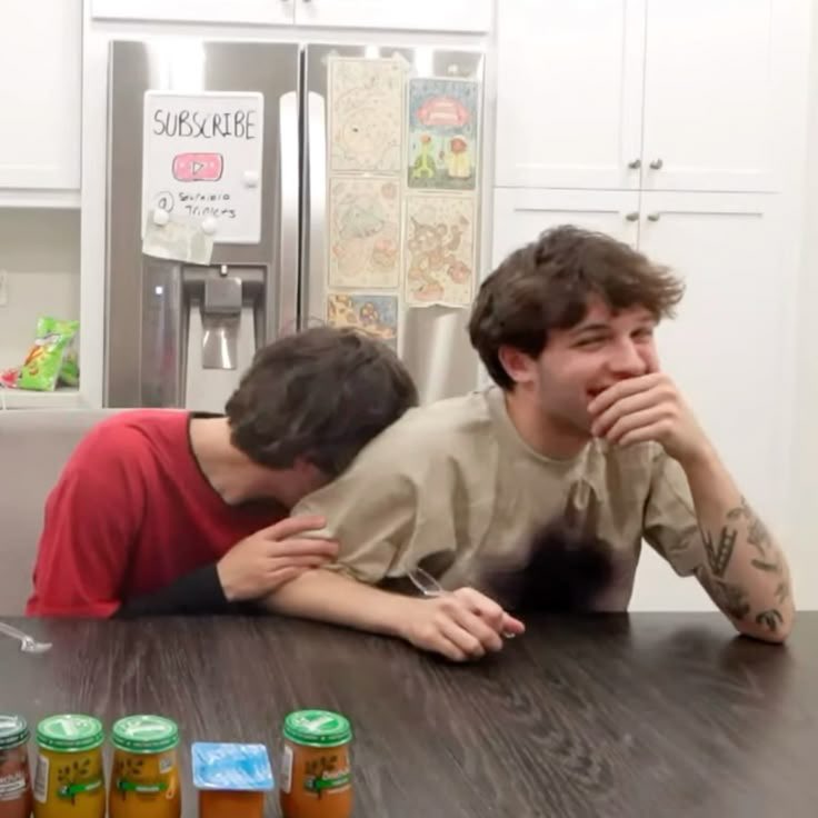 multiolos's tweet photo. chris’ love language being physical touch is something i think about daily https://t.co/mdY0LROnPm