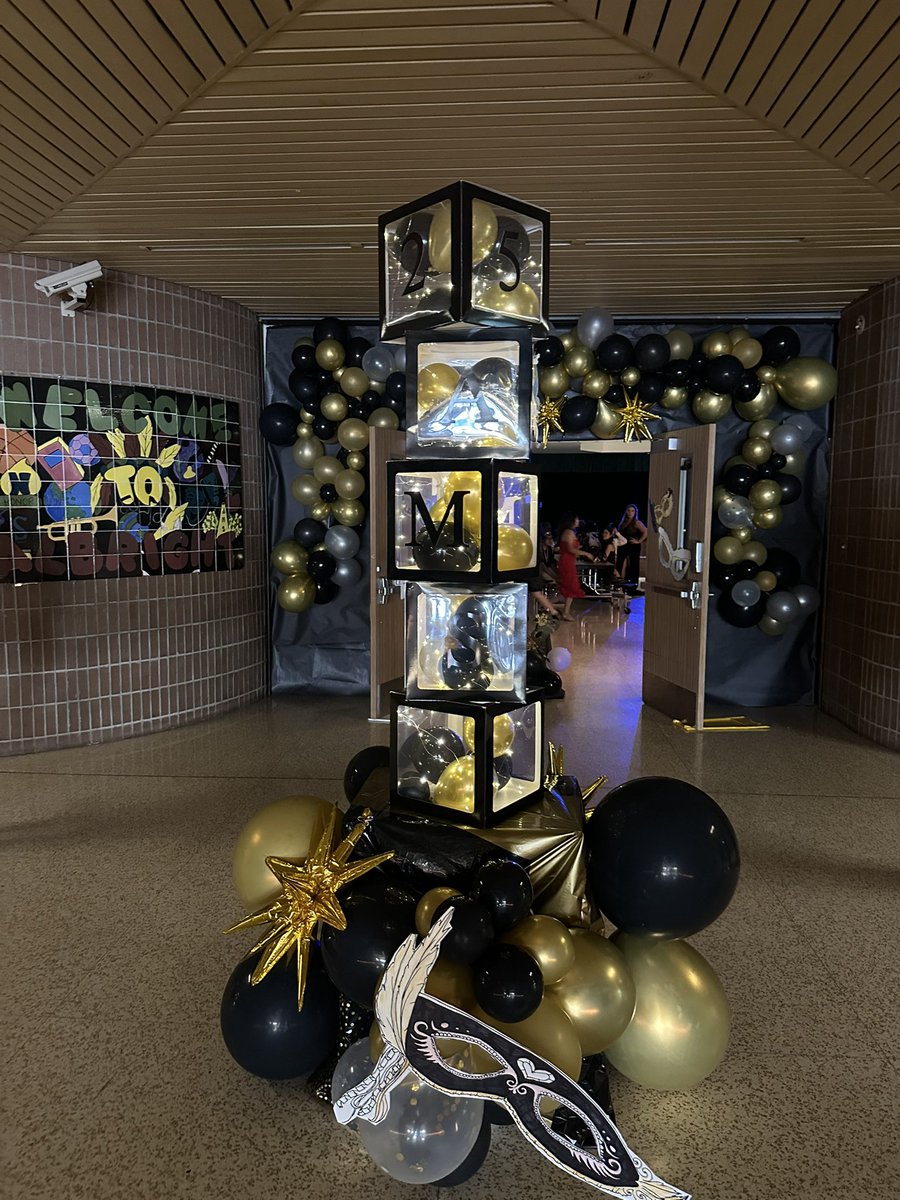 Flaka Gashi (@msgashii) on Twitter photo Albright STUCO gave our 8th grade Warriors a night to remember! 💚💛
<a href="/AlbrightMS/">Albright Middle</a> <a href="/AlbrightStuCo/">Albright MS StuCo</a> <a href="/MrB_Alief/">MrB_Alief</a> Albright STUCO gave our 8th grade Warriors a night to remember! 💚💛
<a href="/AlbrightMS/">Albright Middle</a> <a href="/AlbrightStuCo/">Albright MS StuCo</a> <a href="/MrB_Alief/">MrB_Alief</a>