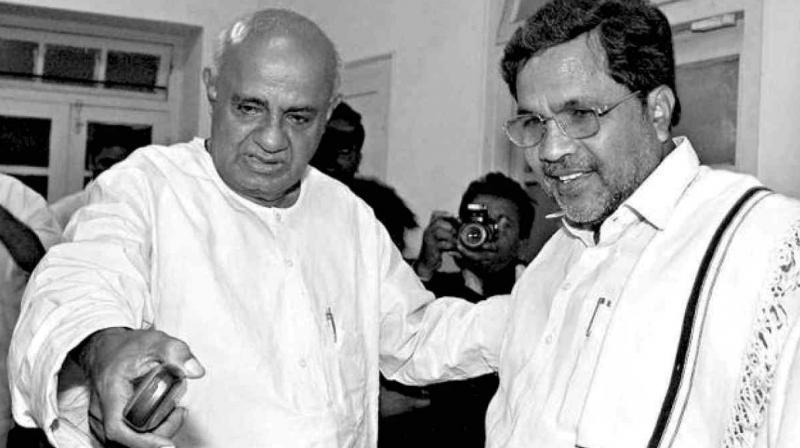 CMofKarnataka's tweet photo. ನಾಡಿನ ಹಿರಿಯ ರಾಜಕಾರಣಿ, ಮಾಜಿ ಪ್ರಧಾನಿಗಳು ಆದ ಹೆಚ್.ಡಿ. ದೇವೇಗೌಡ ಅವರಿಗೆ ಜನ್ಮದಿನದ ಶುಭಾಶಯಗಳು.
ಮತ್ತಷ್ಟು ಕಾಲ ತಮಗೆ ಉತ್ತಮ ಆರೋಗ್ಯ ಮತ್ತು ಆಯಸ್ಸನ್ನು ದೇವರು ಕರುಣಿಸಲೆಂದು ಹಾರೈಸುತ್ತೇನೆ. 
- ಮುಖ್ಯಮಂತ್ರಿ @siddaramaiah 

 @H_D_Devegowda https://t.co/w2t2EFysZc