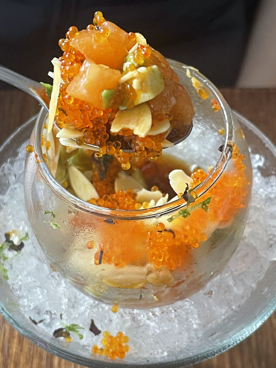 NNgampit's tweet image. ตอนเที่ยงนั่งเรือมาที่ Circular Quay  เพื่อไปชิมอาหารไทย ที่ร้าน
#Yok Thai Restaurant 
ที่ชายหาด Manly แนะนำเลยค่ะ อุดหนุนร้านคนไทย  สั่งออเดิฟมาชิมก่อน ตามด้วยสิ่งที่อยากกินมาก😂 ไข่เจียว ส้มตำ พะแนงเป็ดย่าง ต้มยำกุ้ง(ลืมถ่ายภาพ) ผัดกระเพราเต้าหู้