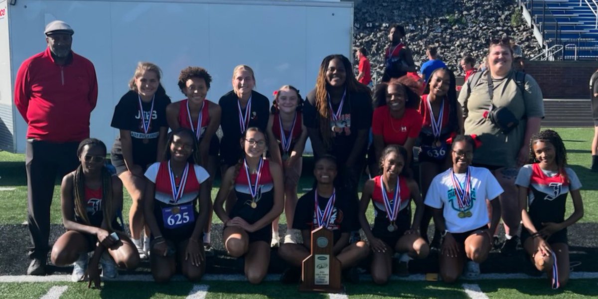 Your 2025 Track and Field Region Runners-up! Congratulations, Lady Bulldogs!  #jhhsfamily #jhhsabovetheline