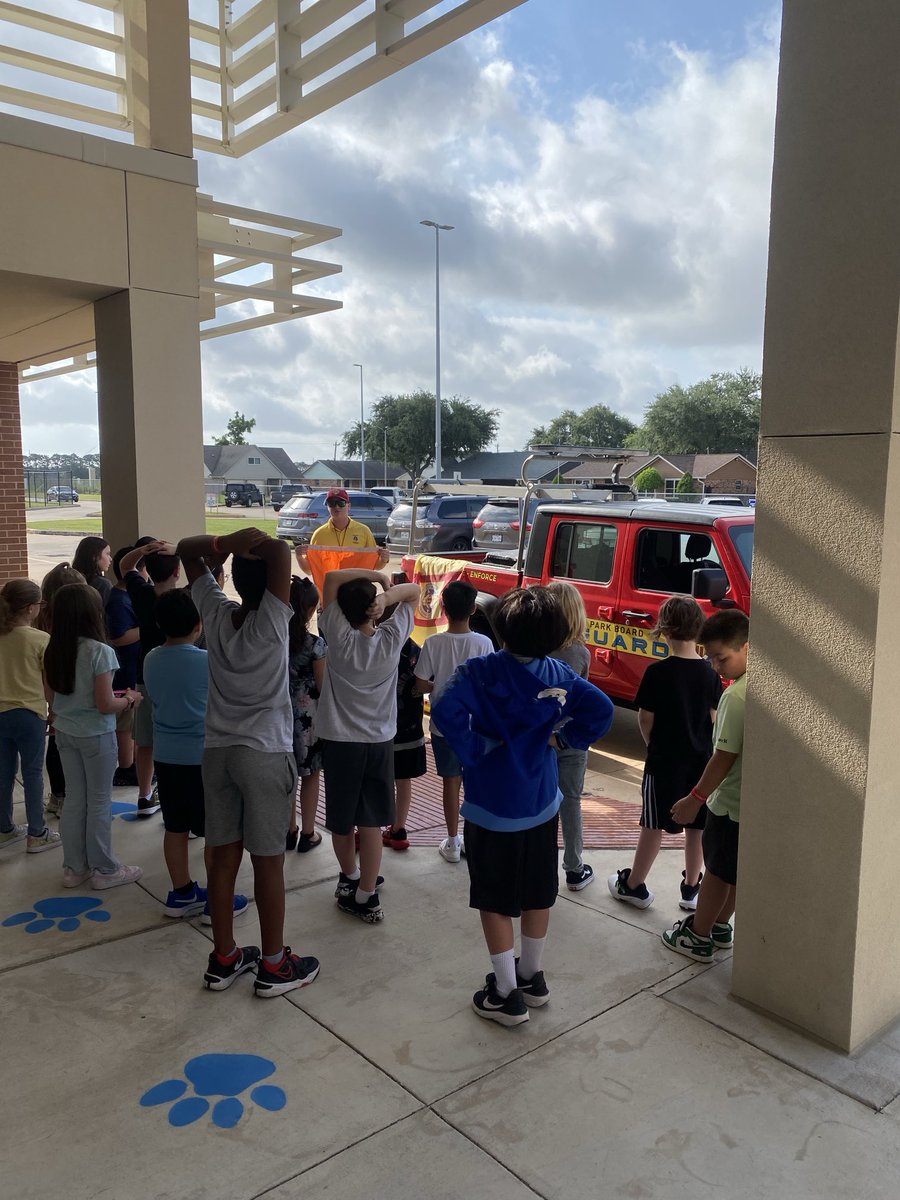 Mrs, Maz, thank you so much for organizing such an amazing Career Day! The students and staff thoroughly enjoyed learning about the wide range of careers that you exposed them to from space to the sea. #cpe #lpisd