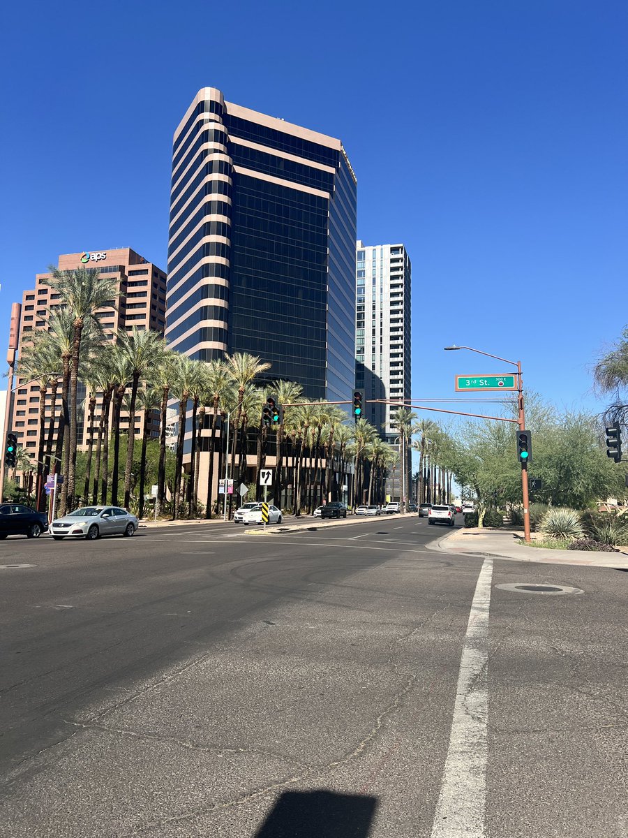XDPugliese's tweet photo. Love Phoenix! https://t.co/czHzJgiZ8W