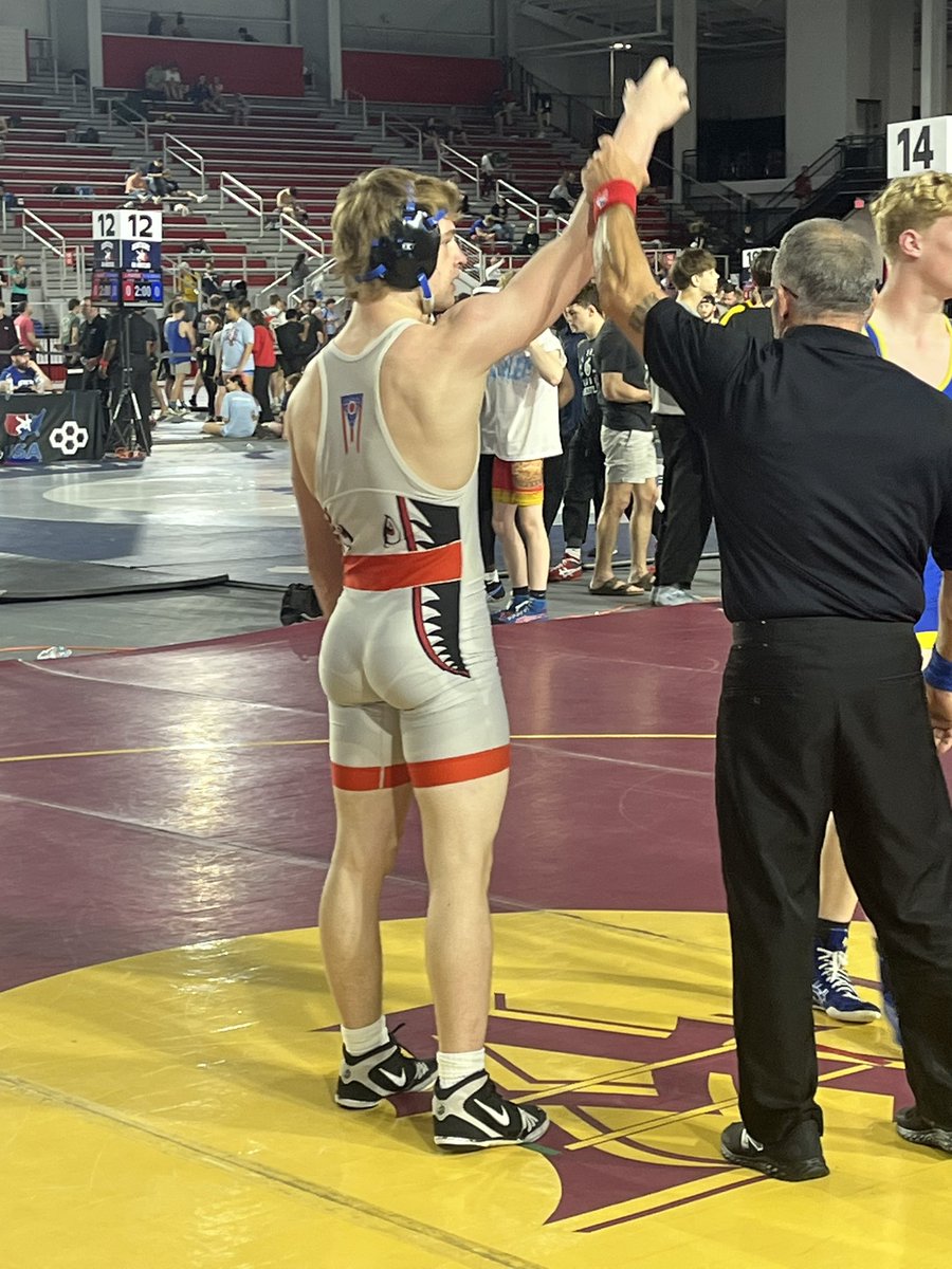 BHSWrestling14's tweet photo. Congratulations to Freshman Carter Wickes on placing top 6 at the USA Wrestling Central Regional giving him an automatic bid to the US Freestyle National Tournament in Fargo, North Dakota. https://t.co/RRVrHqRai7