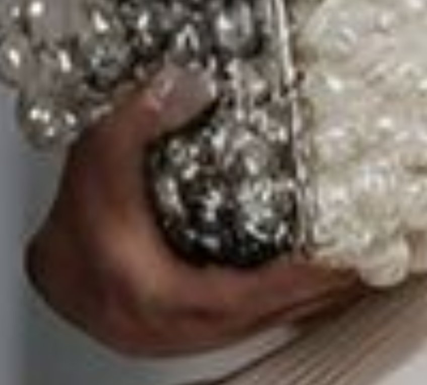 triberuth's tweet photo. @Mimi22962154 Hands and toes remain a dead giveaway! Also the weird seam on the glove. https://t.co/GAujqEmjHg