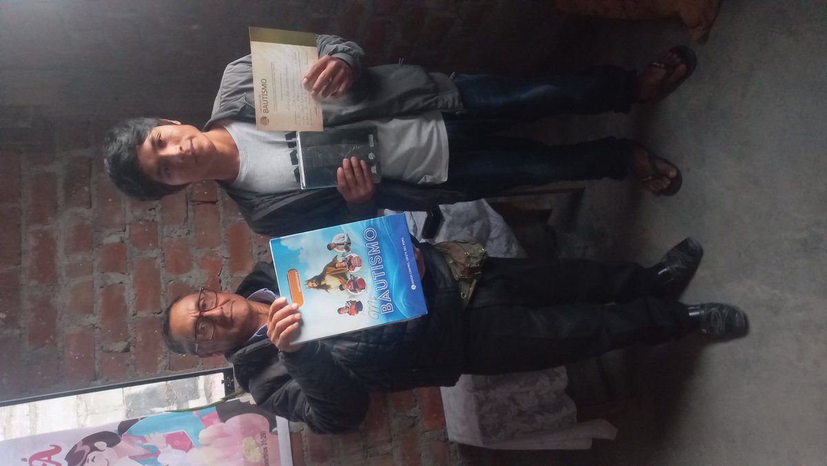 Hay gozo en el cielo por un pecador que se arrepiente. Ceremonia del santo bautismo en la IASD San Luis de Mazo 🙏
#MiCOP #UPN #RID 
#ÉnfasisMisioneros
#DistritoMisioneroHuaura
#JuntosEnLaMisión
#Zona5