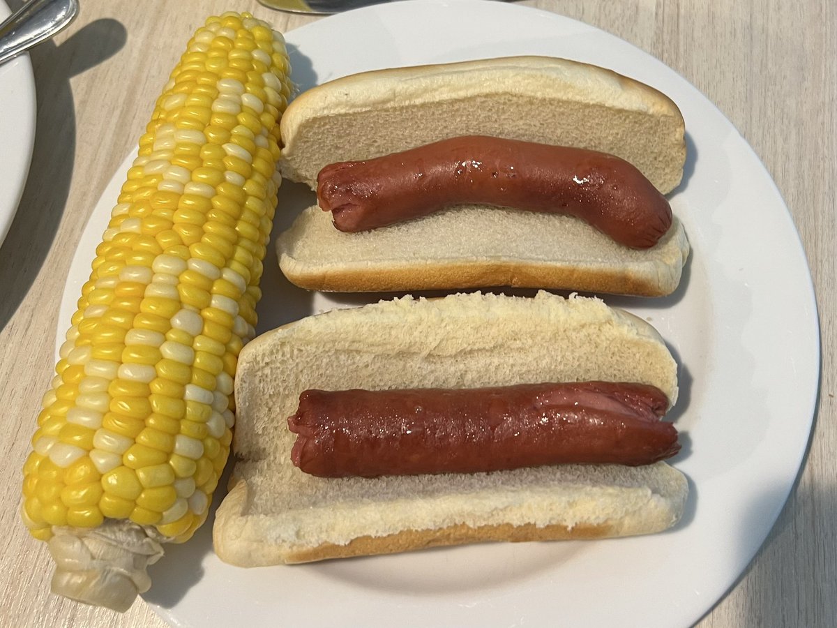 A_beIIadonna's tweet image. Time for a Scrumptious meal!
